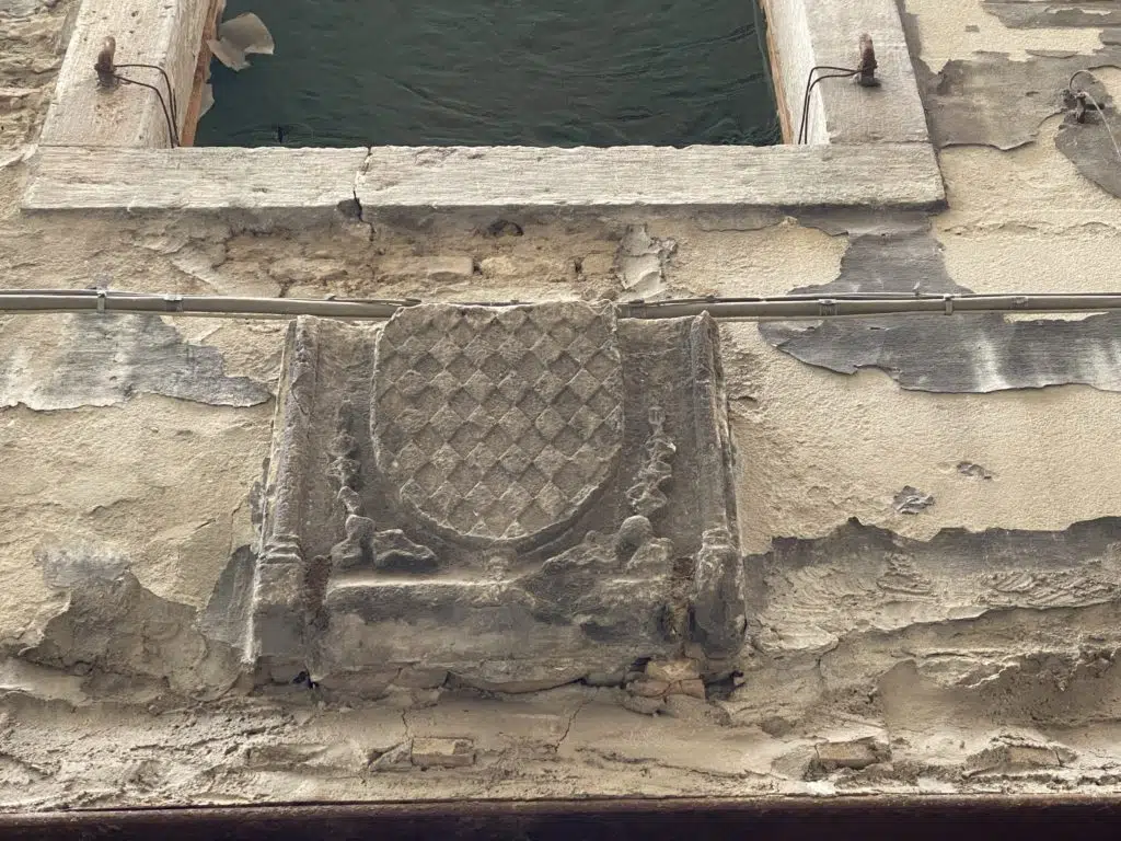 Wappen Via delle Beccherie 3
